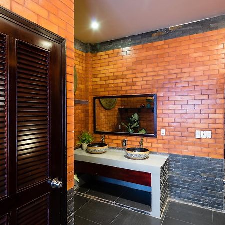 The Red House TP. Hồ Chí Minh Ngoại thất bức ảnh